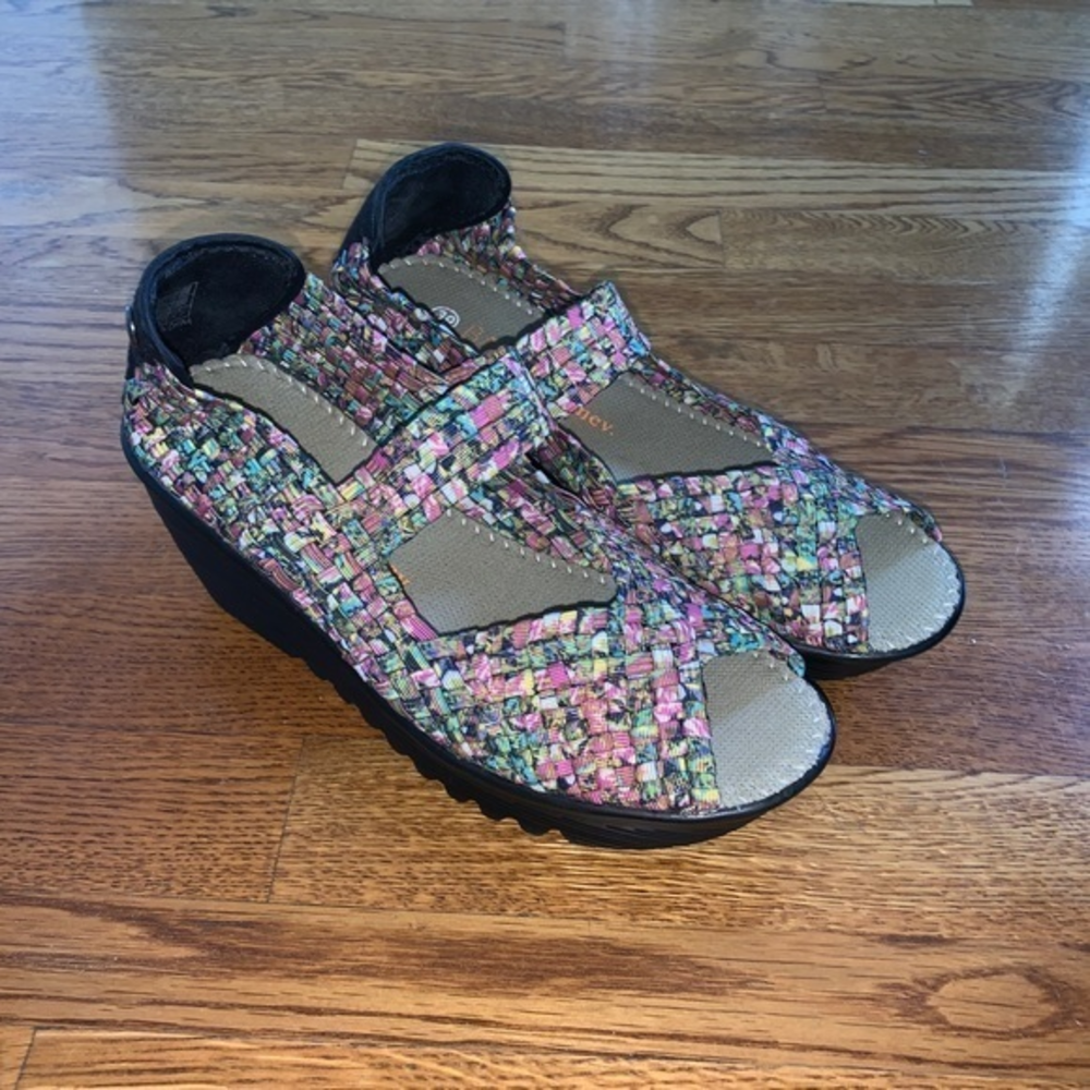 Bernie mev Halle colorful wedge woven shoes 39
